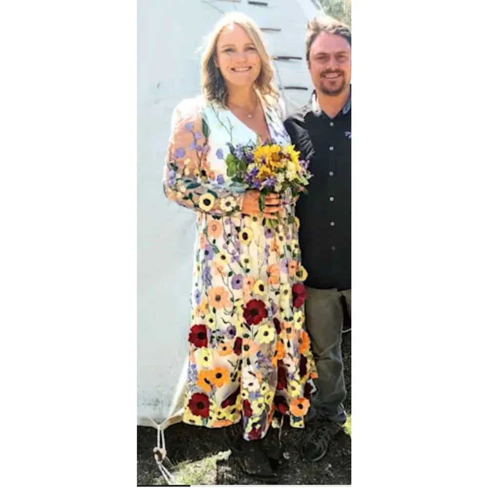 Lulus White 3D Floral Embroidered Front Back Blossom Midi Dress Size S NEW - Picture 12 of 14